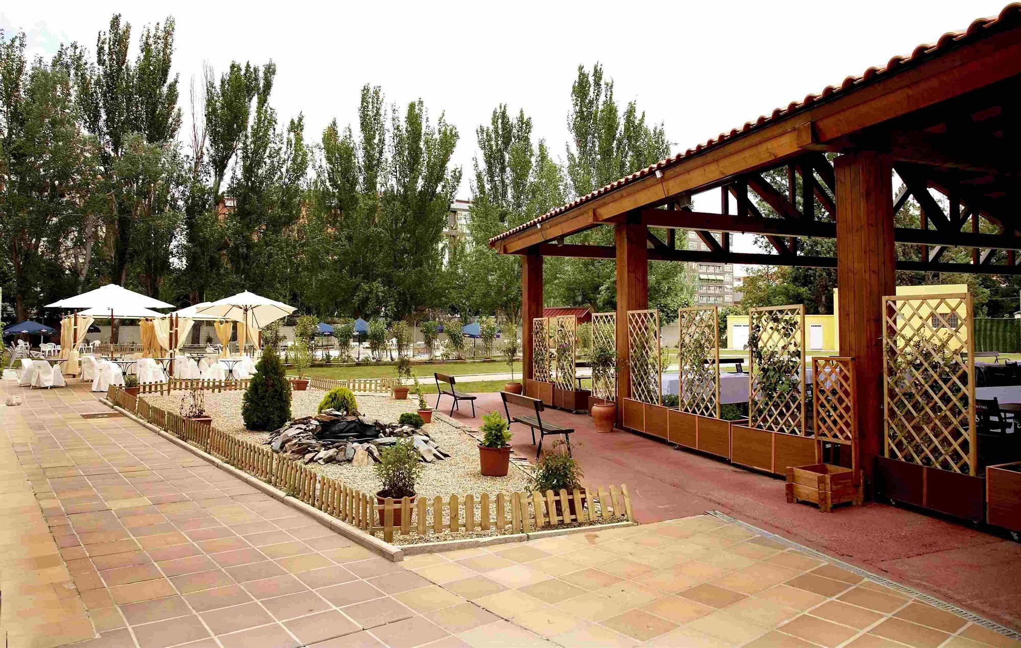 Rey Sancho Palencia Hotel Exterior photo